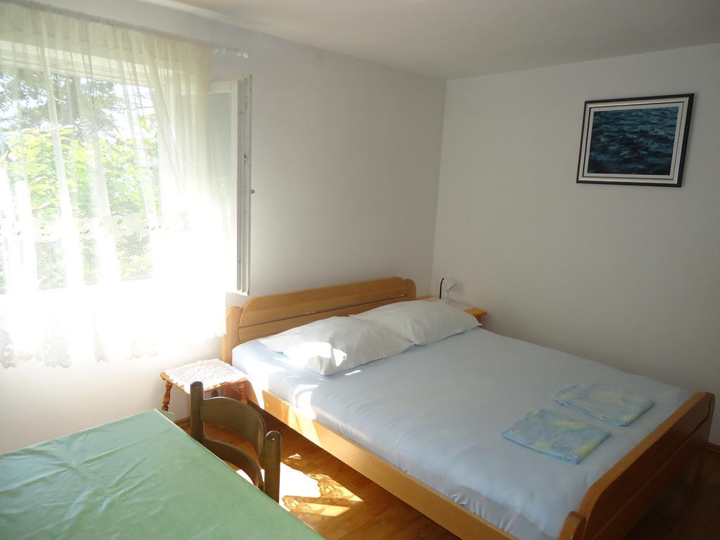 Omis Apartment On The Beach Экстерьер фото